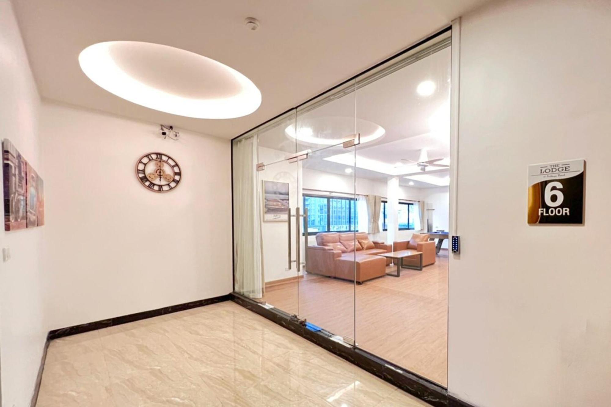 The Lodge Паттая Екстер'єр фото